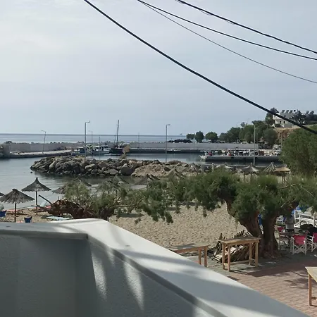 Sea-cret Beachfront Apartment Makry Gialos (Crete)